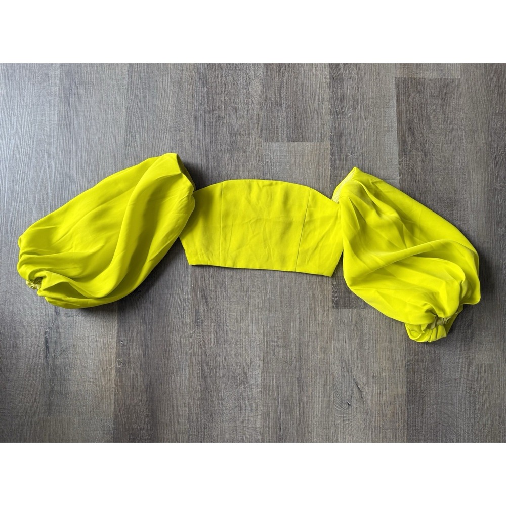 Yaura Revolve Crop Top In Bright Green Puffed Sleeves Size 6 UK / 2 US Woman's‎